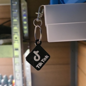 TikTok sleutelhanger met NFC chip